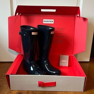 Original Hunter Gloss Navy Boots - Big Girls (NEW!)